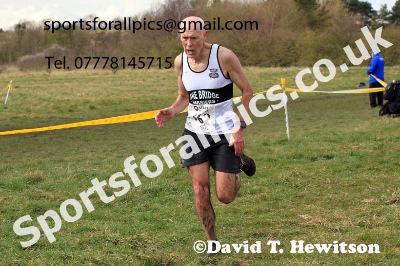 Men 35 to 60 in the 2023 BMAF Cross Country Champs., Wallsend. Photo: David T. Hewitson/Sports for All Pics